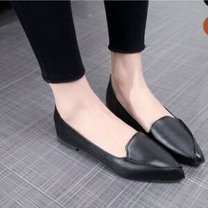 BRAND NEW BLACK KYNDRIA SHOEDAZZLE